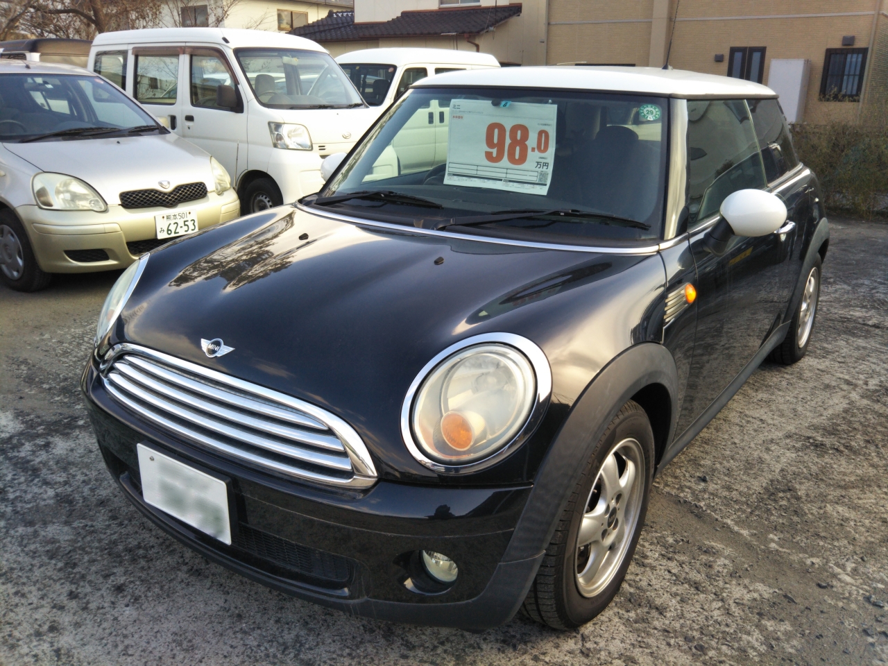 Miniクーパー中古車情報 スタッフブログ 車検板金塗装等熊本市南区の田崎自動車 熊本市南区車検 板金塗装株式会社田崎自動車工業